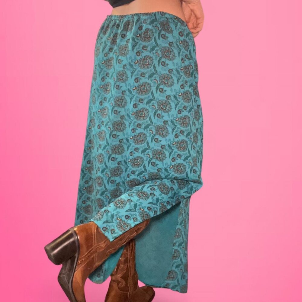 Vintage 90s paisley floral maxi skirt - Picture 2 of 6